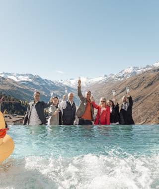 New infinity pool at the Alpine Spa symbolic picture